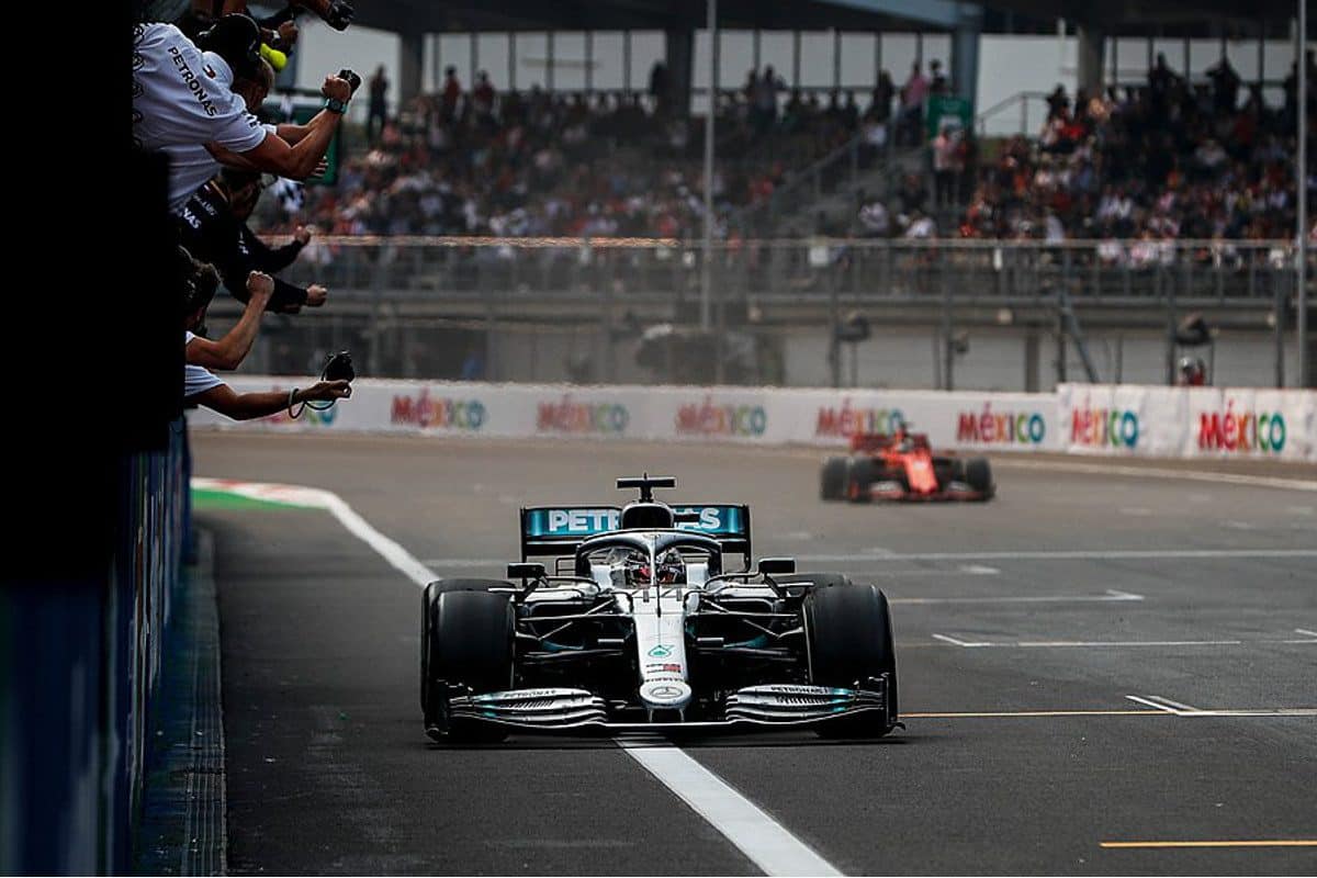 Formula 1: Hamilton wins the battle in Mexico but not the war